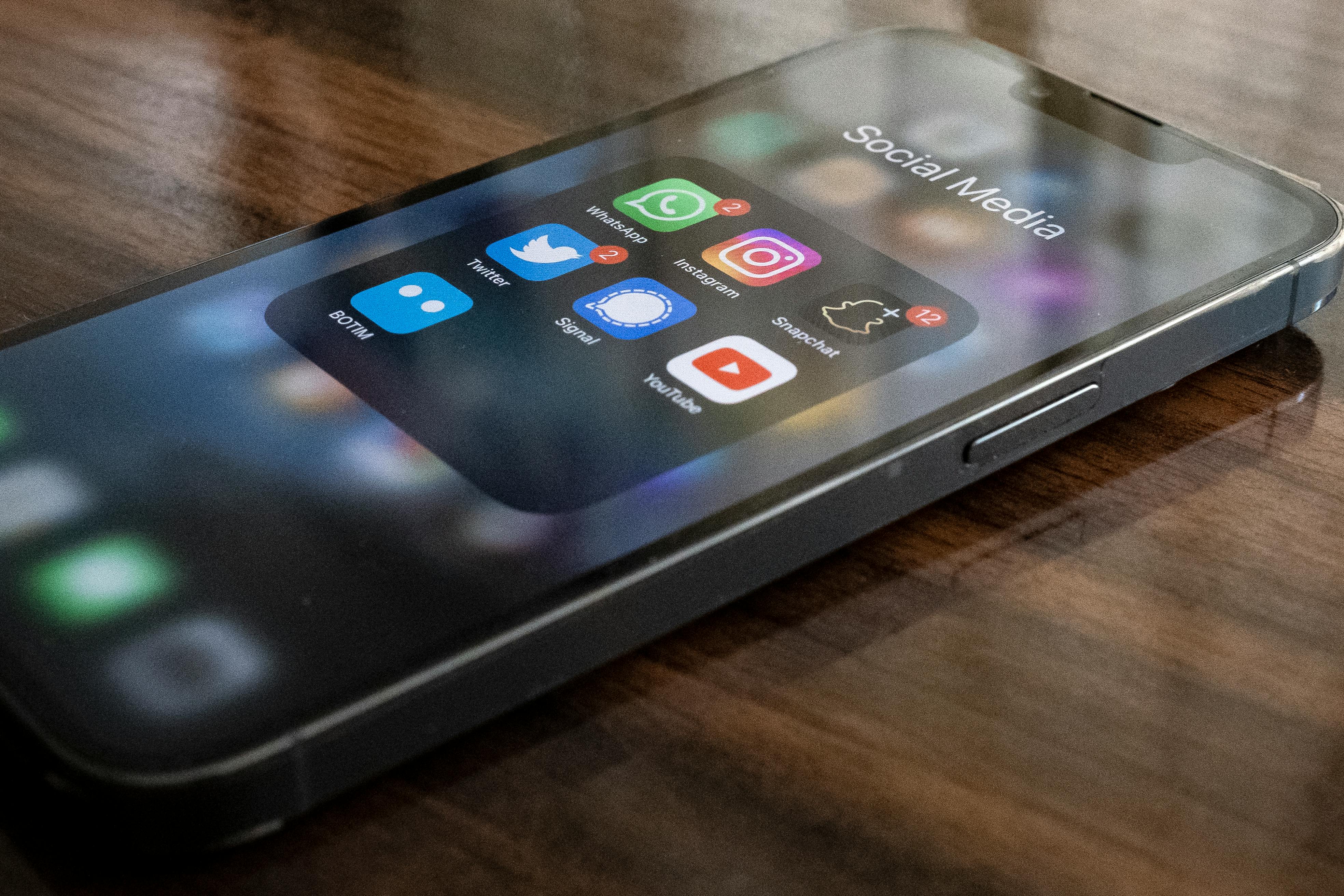 How to Grow Your Social Media Audience in 2025